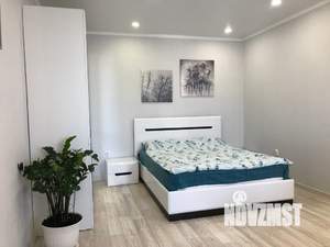 Студия квартира, посуточно, 45м2, 16/24 этаж