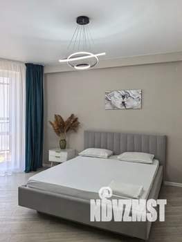 Студия квартира, посуточно, 33м2, 24/25 этаж