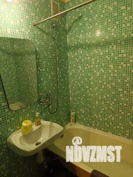 1-к квартира, посуточно, 42м2, 3/9 этаж