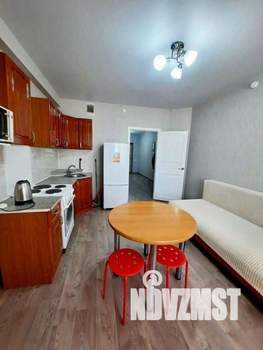 1-к квартира, посуточно, 49м2, 1/1 этаж