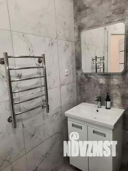 Студия квартира, посуточно, 30м2, 4/19 этаж