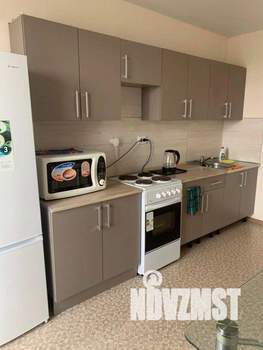 1-к квартира, посуточно, 53м2, 1/1 этаж