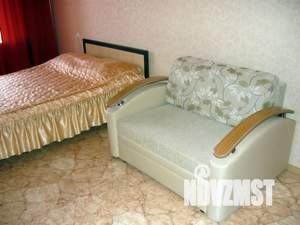 1-к квартира, посуточно, 35м2, 4/9 этаж