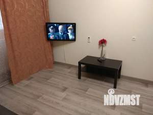 1-к квартира, посуточно, 40м2, 2/10 этаж