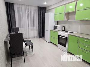 1-к квартира, посуточно, 37м2, 1/1 этаж