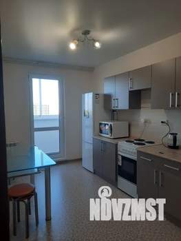 2-к квартира, посуточно, 57м2, 9/10 этаж