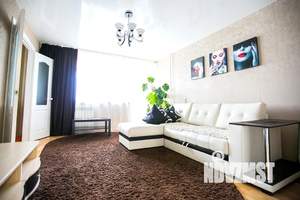 2-к квартира, посуточно, 49м2, 15/25 этаж