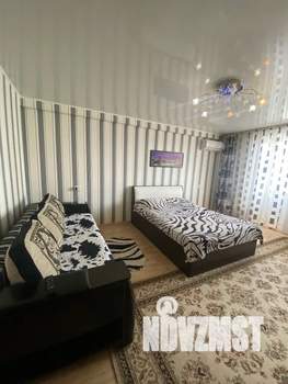 1-к квартира, посуточно, 41м2, 8/10 этаж