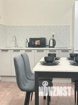 2-к квартира, посуточно, 55м2, 1/1 этаж