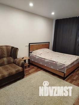 1-к квартира, посуточно, 42м2, 3/10 этаж