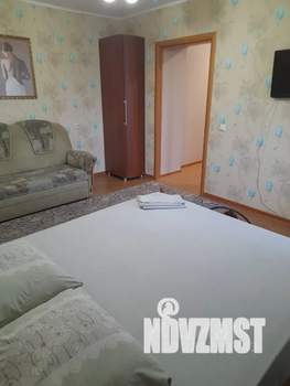1-к квартира, посуточно, 40м2, 6/10 этаж