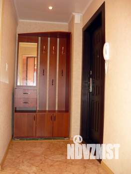 1-к квартира, посуточно, 35м2, 4/9 этаж