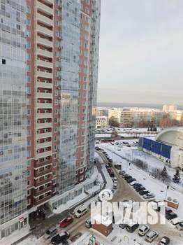 Студия квартира, посуточно, 32м2, 12/17 этаж