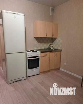 Студия квартира, на длительный срок, 25м2, 17/18 этаж