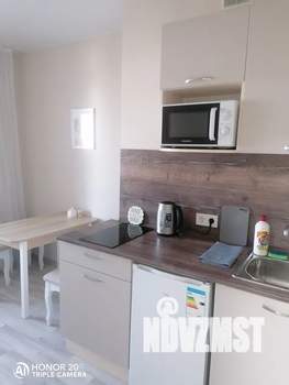 1-к квартира, посуточно, 40м2, 12/16 этаж