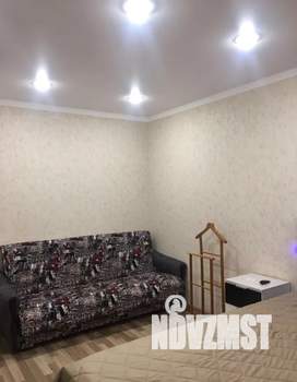 1-к квартира, посуточно, 41м2, 5/10 этаж