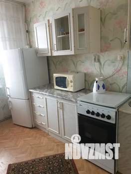 1-к квартира, посуточно, 40м2, 3/10 этаж