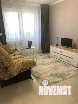 1-к квартира, посуточно, 40м2, 6/10 этаж