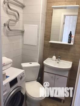 1-к квартира, посуточно, 35м2, 9/9 этаж