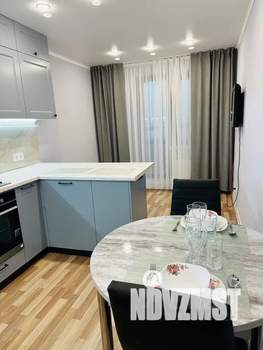 1-к квартира, посуточно, 50м2, 4/10 этаж