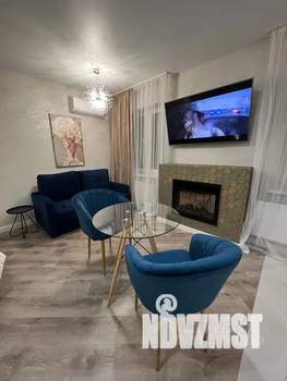 Студия квартира, посуточно, 40м2, 16/25 этаж