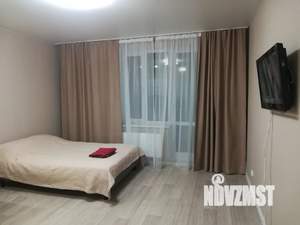 Студия квартира, посуточно, 31м2, 18/25 этаж