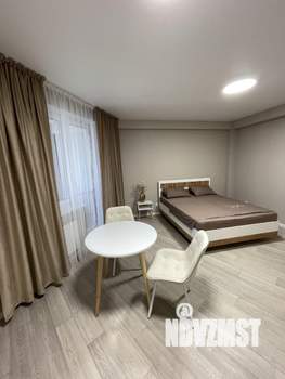 Студия квартира, посуточно, 33м2, 17/25 этаж