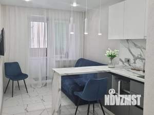 1-к квартира, посуточно, 50м2, 7/10 этаж