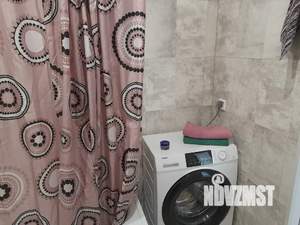 2-к квартира, посуточно, 50м2, 13/19 этаж