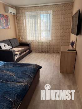 1-к квартира, посуточно, 40м2, 9/18 этаж