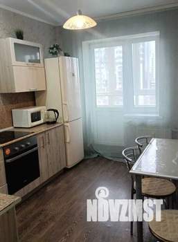 1-к квартира, посуточно, 40м2, 7/19 этаж