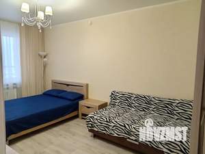 1-к квартира, посуточно, 35м2, 6/16 этаж