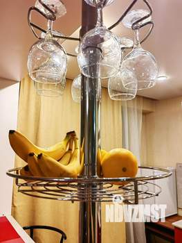 2-к квартира, посуточно, 50м2, 1/1 этаж