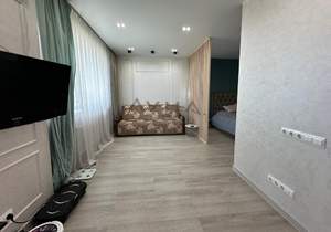 Студия квартира, на длительный срок, 45м2, 15/24 этаж