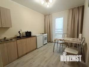 1-к квартира, посуточно, 35м2, 6/16 этаж