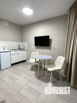 Студия квартира, посуточно, 33м2, 17/25 этаж