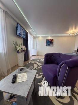 1-к квартира, посуточно, 50м2, 1/1 этаж