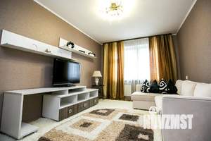 2-к квартира, посуточно, 52м2, 4/10 этаж