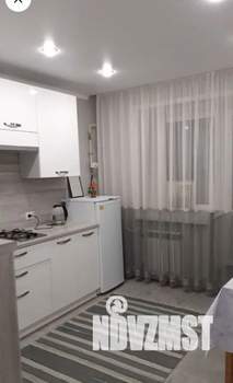 1-к квартира, посуточно, 44м2, 2/10 этаж