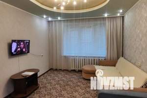 2-к квартира, посуточно, 56м2, 1/10 этаж