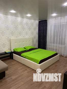 1-к квартира, посуточно, 38м2, 6/9 этаж