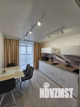 1-к квартира, посуточно, 40м2, 16/18 этаж