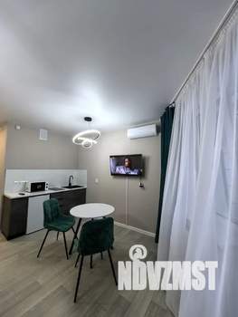 Студия квартира, посуточно, 33м2, 24/25 этаж