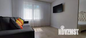 2-к квартира, посуточно, 42м2, 1/5 этаж