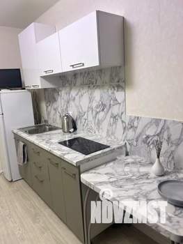 Студия квартира, посуточно, 21м2, 2/18 этаж