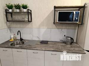 Студия квартира, посуточно, 33м2, 13/17 этаж