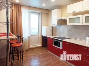 1-к квартира, посуточно, 50м2, 7/17 этаж