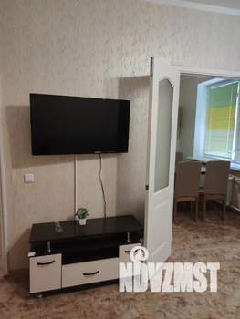 2-к квартира, посуточно, 64м2, 1/17 этаж