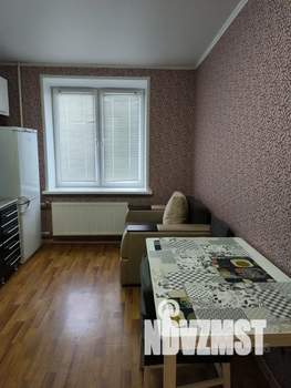 1-к квартира, посуточно, 43м2, 1/18 этаж