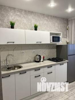 1-к квартира, посуточно, 37м2, 9/10 этаж